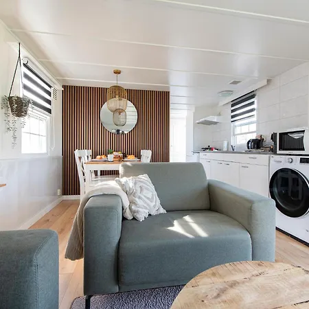 64, Charming Nature Retreat, Near Efteling, With Private Parking & Garden Oisterwijk