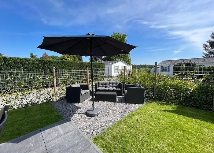 64, Charming Nature Retreat, Near Efteling, With Private Parking & Garden