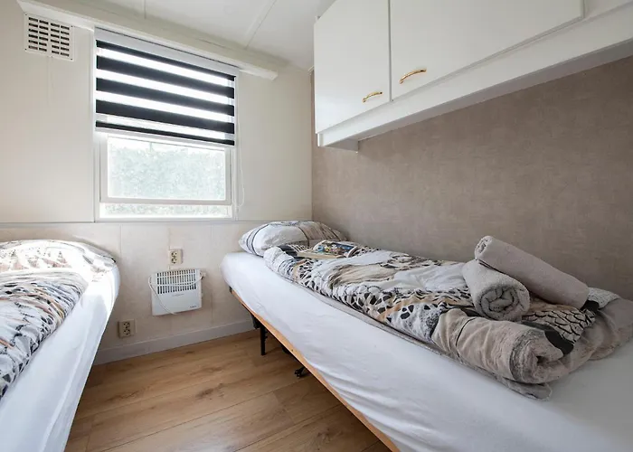 64, Charming Nature Retreat, Near Efteling, With Private Parking & Garden Oisterwijk