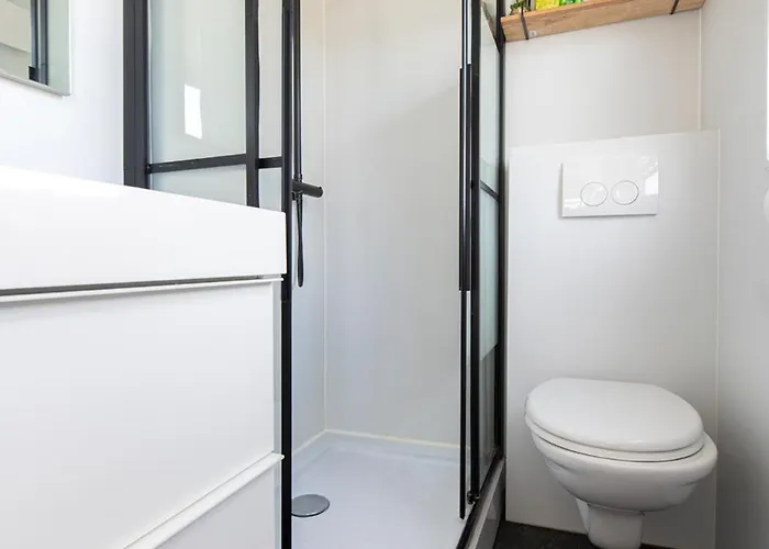 Σαλέ 64, Charming Nature Retreat, Near Efteling, With Private Parking & Garden Oisterwijk