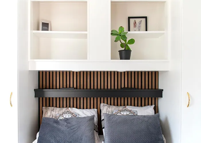 Chalet 64, Charming Nature Retreat, Near Efteling, With Private Parking & Garden Oisterwijk